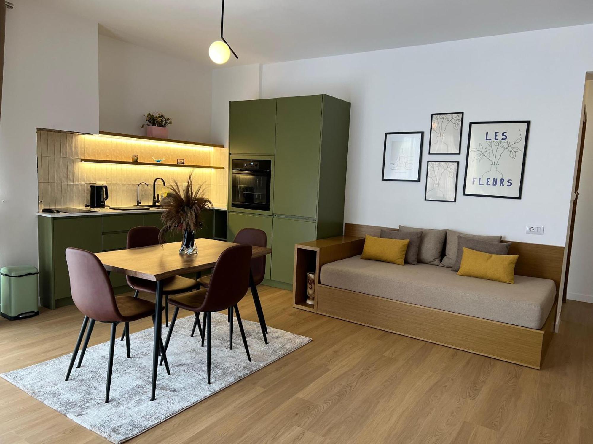 Flora Apartments Sarande Exterior photo