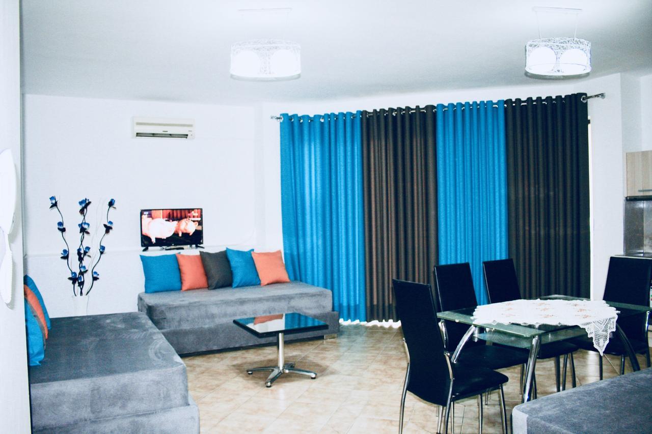 Flora Apartments Sarande Exterior photo